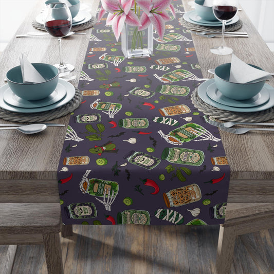 Spooky Halloween Table Runner: Vintage Style Decor