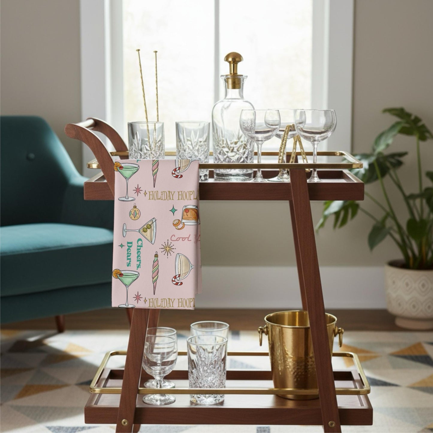 Holiday Cocktails Hand Towel | Retro Martini Ornaments Cheers Dears Pattern